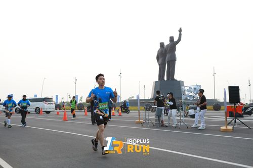 Race photo from ISOPlus Run 2024 Jakarta