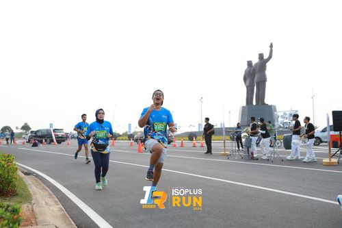 Race photo from ISOPlus Run 2024 Jakarta