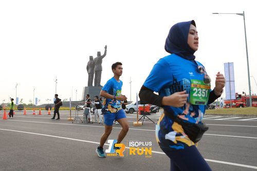 Race photo from ISOPlus Run 2024 Jakarta