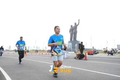 Race photo from ISOPlus Run 2024 Jakarta