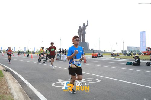 Race photo from ISOPlus Run 2024 Jakarta