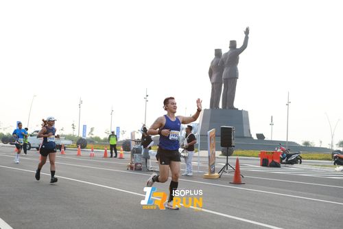 Race photo from ISOPlus Run 2024 Jakarta