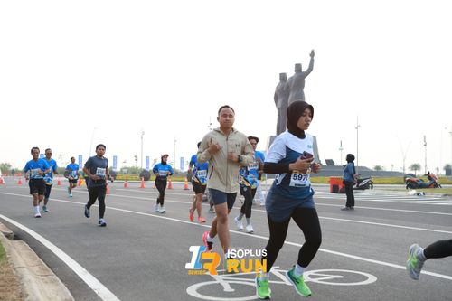 Race photo from ISOPlus Run 2024 Jakarta