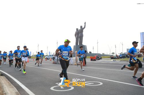 Race photo from ISOPlus Run 2024 Jakarta