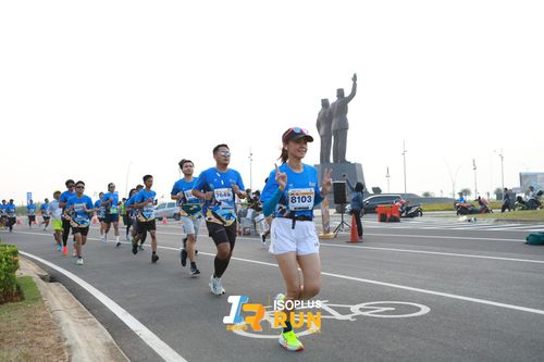 Race photo from ISOPlus Run 2024 Jakarta