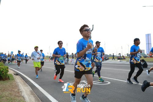 Race photo from ISOPlus Run 2024 Jakarta