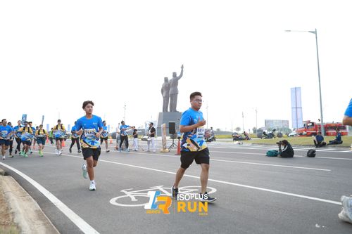 Race photo from ISOPlus Run 2024 Jakarta