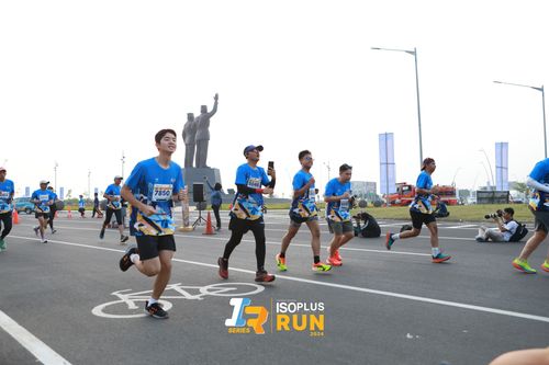 Race photo from ISOPlus Run 2024 Jakarta
