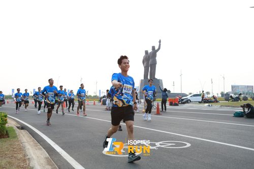 Race photo from ISOPlus Run 2024 Jakarta