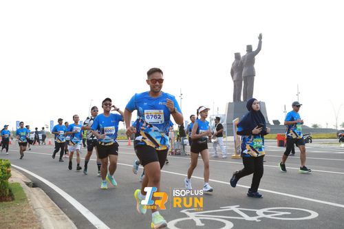 Race photo from ISOPlus Run 2024 Jakarta