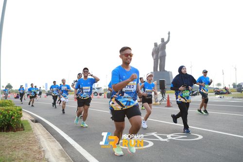 Race photo from ISOPlus Run 2024 Jakarta