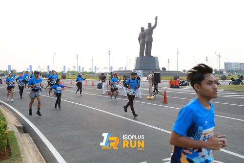 Race photo from ISOPlus Run 2024 Jakarta