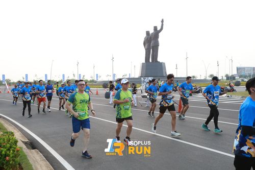 Race photo from ISOPlus Run 2024 Jakarta