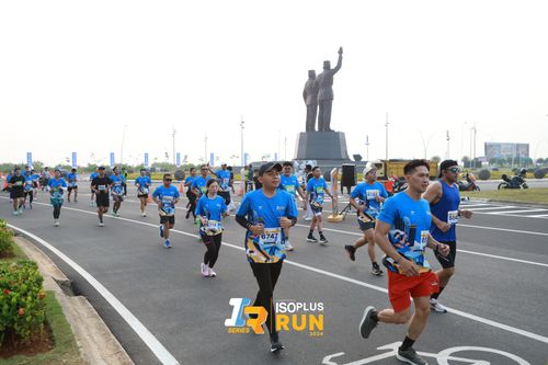 Race photo from ISOPlus Run 2024 Jakarta