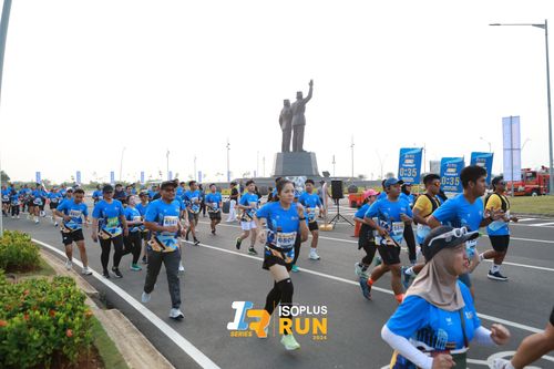 Race photo from ISOPlus Run 2024 Jakarta