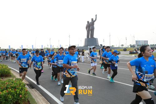 Race photo from ISOPlus Run 2024 Jakarta