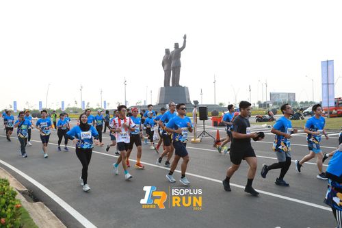 Race photo from ISOPlus Run 2024 Jakarta