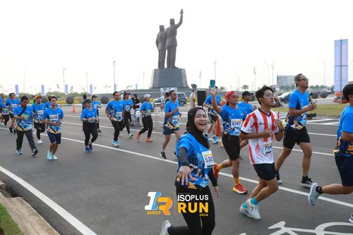 Race photo from ISOPlus Run 2024 Jakarta