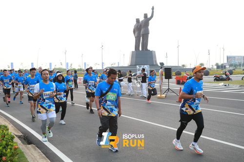 Race photo from ISOPlus Run 2024 Jakarta