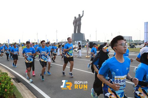 Race photo from ISOPlus Run 2024 Jakarta