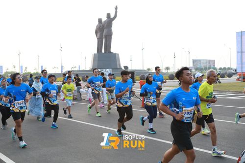 Race photo from ISOPlus Run 2024 Jakarta