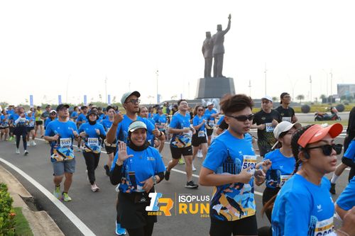 Race photo from ISOPlus Run 2024 Jakarta