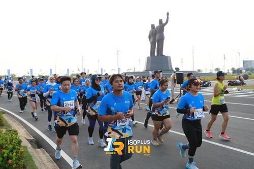 Race photo from ISOPlus Run 2024 Jakarta