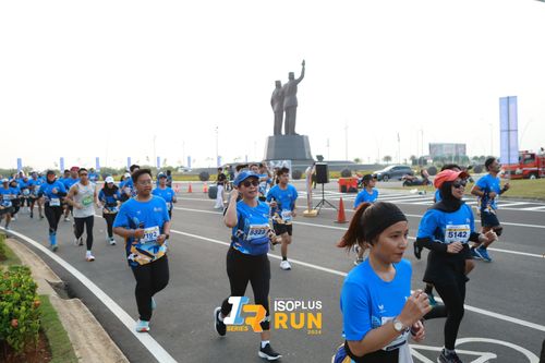 Race photo from ISOPlus Run 2024 Jakarta