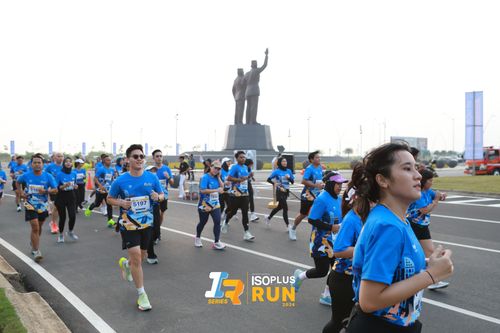 Race photo from ISOPlus Run 2024 Jakarta