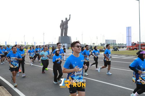 Race photo from ISOPlus Run 2024 Jakarta