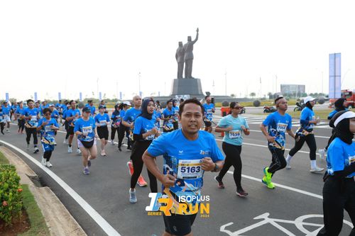 Race photo from ISOPlus Run 2024 Jakarta