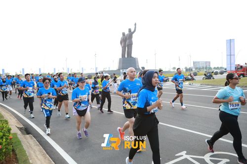 Race photo from ISOPlus Run 2024 Jakarta