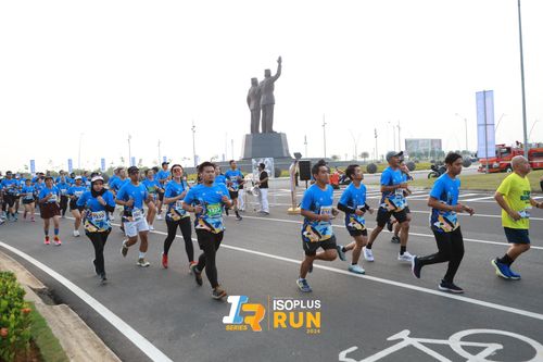 Race photo from ISOPlus Run 2024 Jakarta