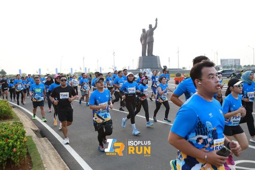 Race photo from ISOPlus Run 2024 Jakarta