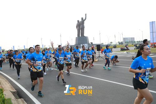 Race photo from ISOPlus Run 2024 Jakarta