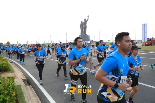 Race photo from ISOPlus Run 2024 Jakarta