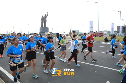 Race photo from ISOPlus Run 2024 Jakarta