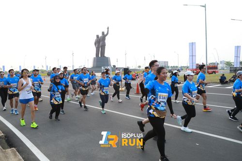 Race photo from ISOPlus Run 2024 Jakarta