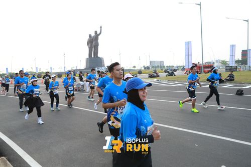 Race photo from ISOPlus Run 2024 Jakarta