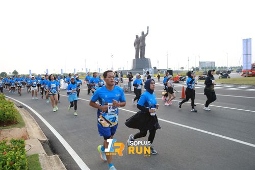 Race photo from ISOPlus Run 2024 Jakarta