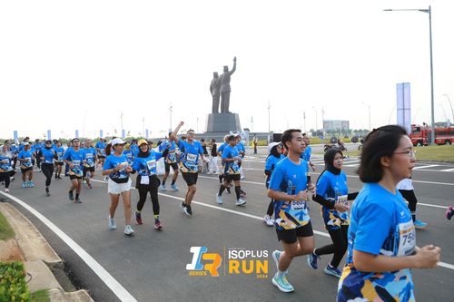 Race photo from ISOPlus Run 2024 Jakarta