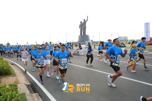 Race photo from ISOPlus Run 2024 Jakarta