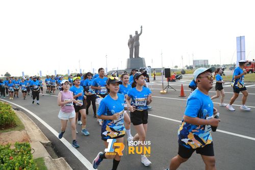 Race photo from ISOPlus Run 2024 Jakarta