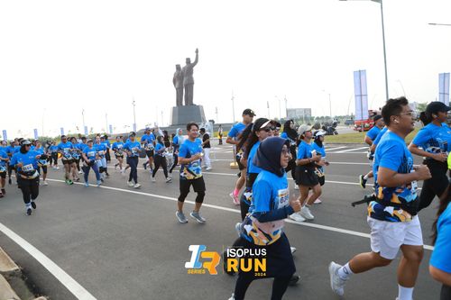 Race photo from ISOPlus Run 2024 Jakarta
