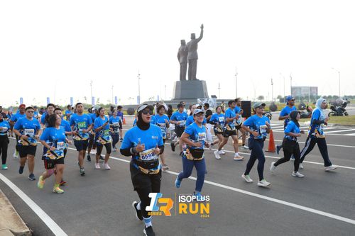 Race photo from ISOPlus Run 2024 Jakarta