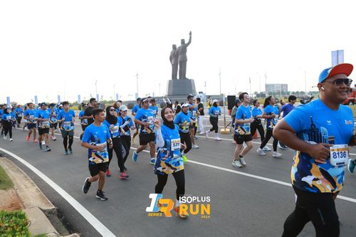 Race photo from ISOPlus Run 2024 Jakarta