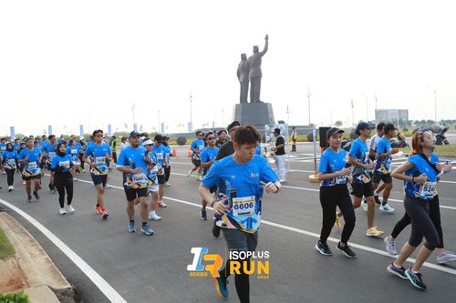 Race photo from ISOPlus Run 2024 Jakarta