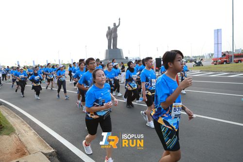 Race photo from ISOPlus Run 2024 Jakarta