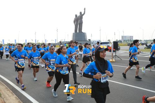 Race photo from ISOPlus Run 2024 Jakarta