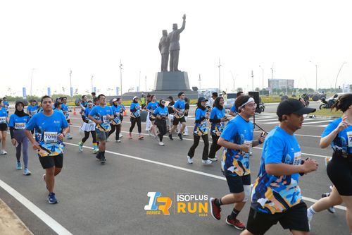 Race photo from ISOPlus Run 2024 Jakarta